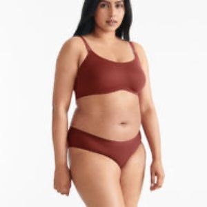 Knix Super Leakproof Cheeky Size M